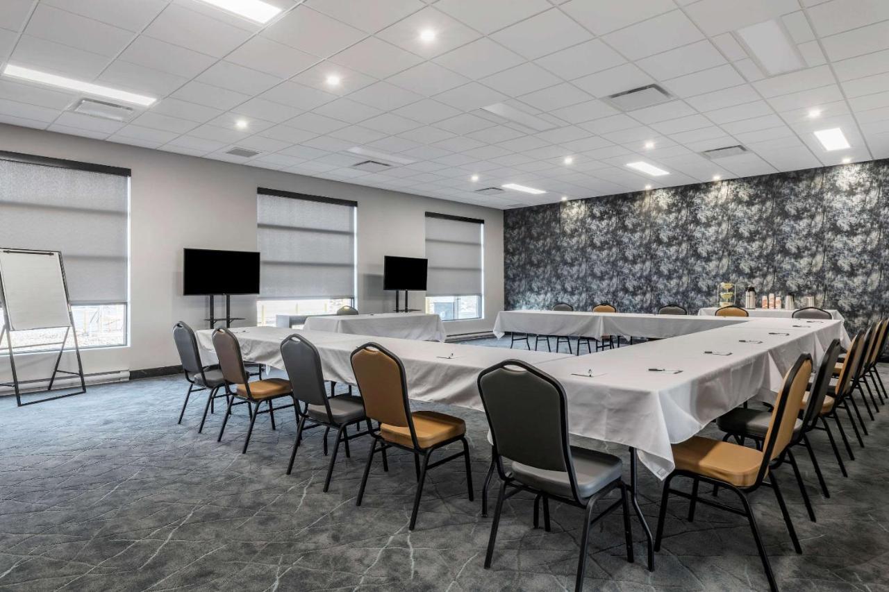 Quality Hotel & Conference Centre Edmundston Buitenkant foto